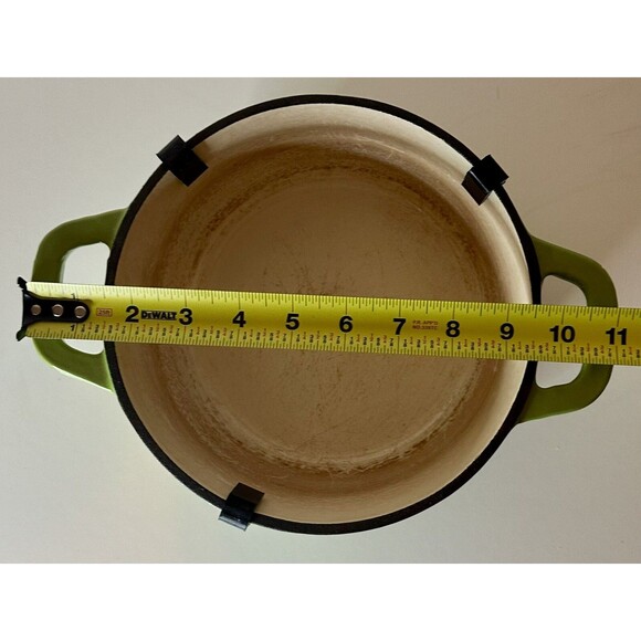 Martha Stewart 2 Quart Green Enameled Cast Iron Dutch Oven w/ Lid - Picture 10 of 13